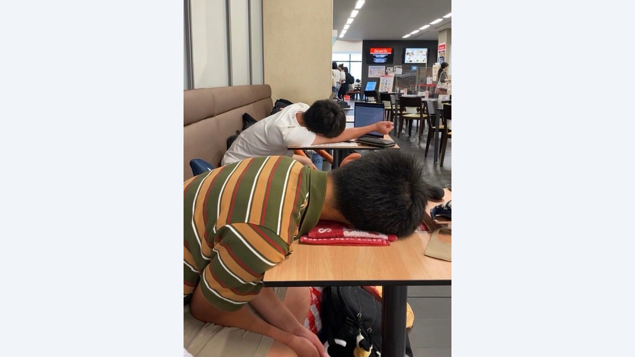1年　岩撫咲那