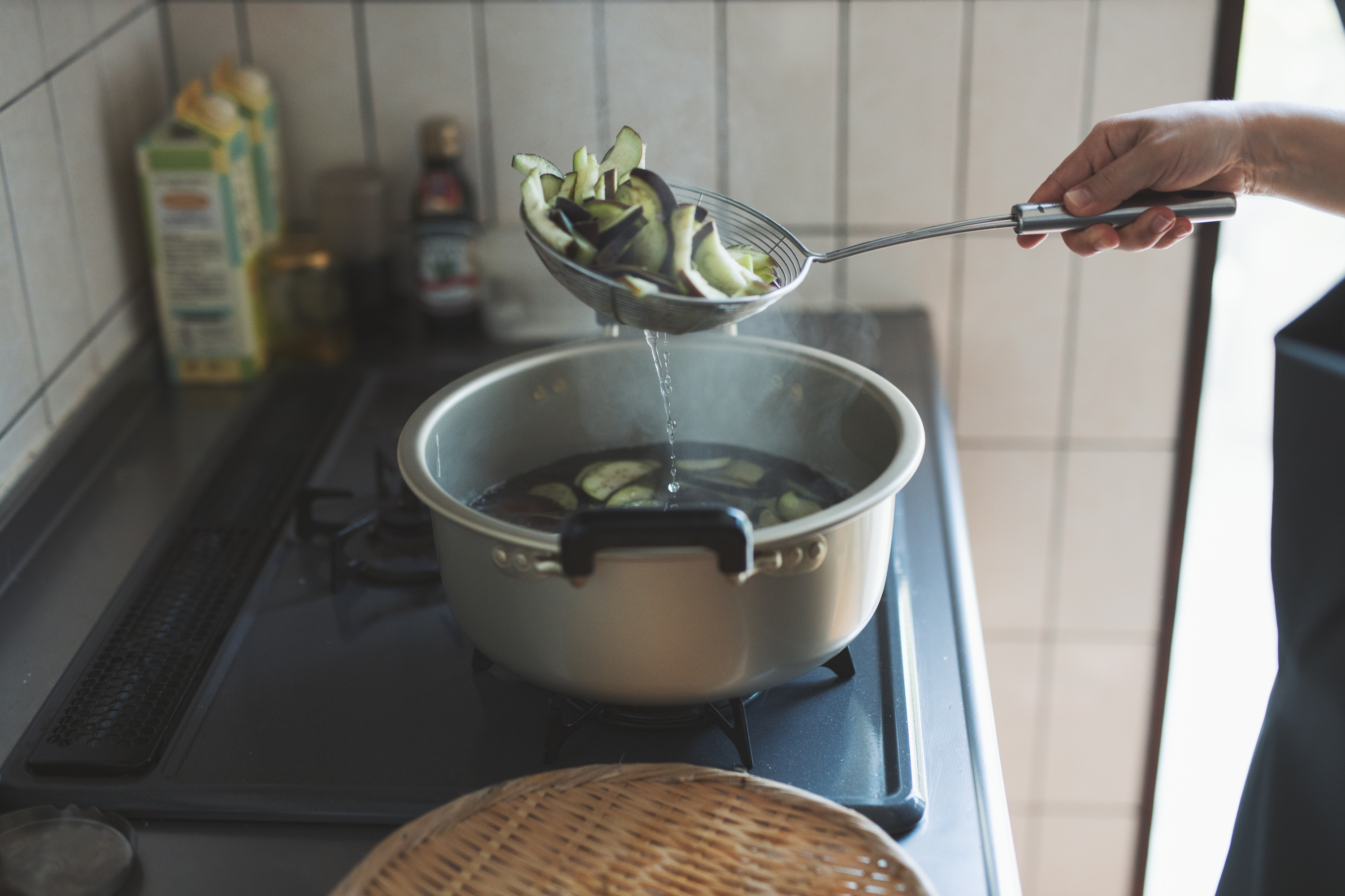 「土を編む日々」寿木けい