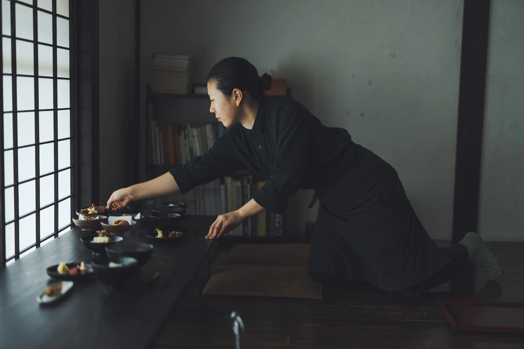 「湯宿 さか本」