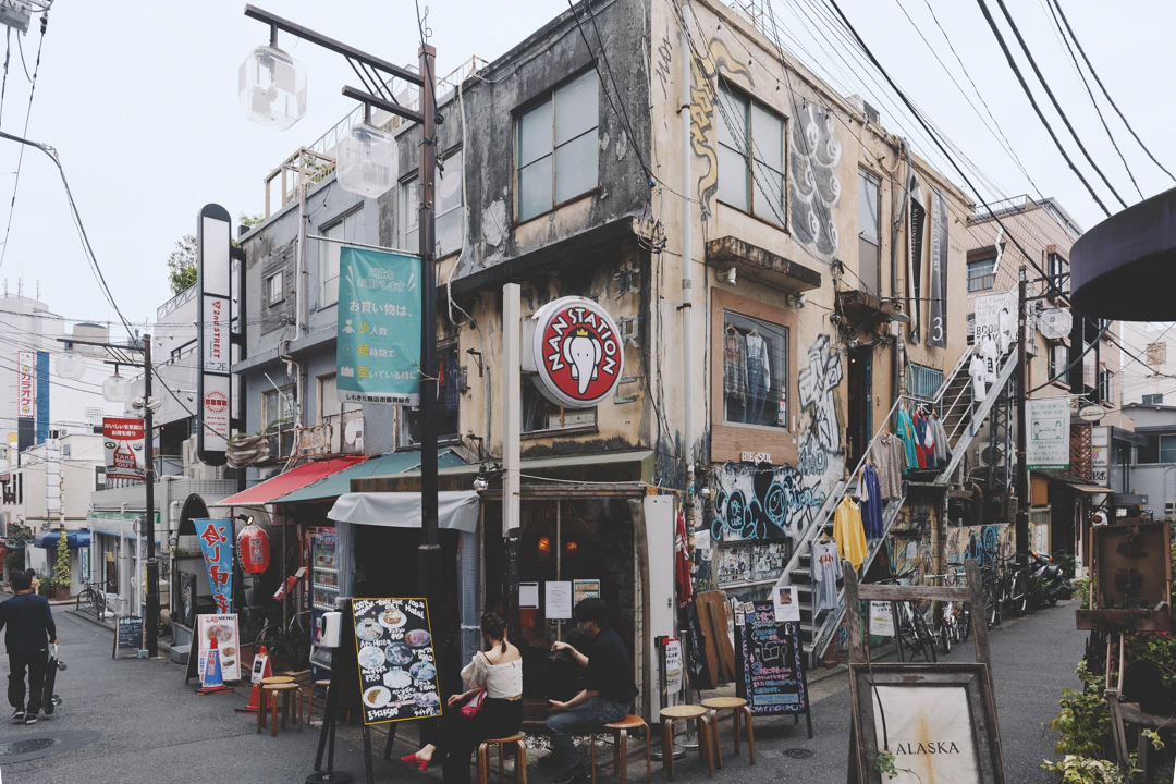 【展示終了】『続日本の小さな本屋さん』(エクスナレッジ刊)