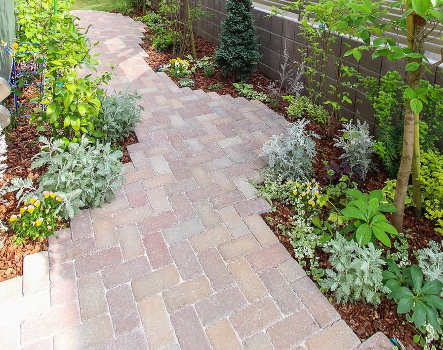 【長野県】外構工事の費用相場と失敗しないための注意点｜後悔しない業者選びの秘訣