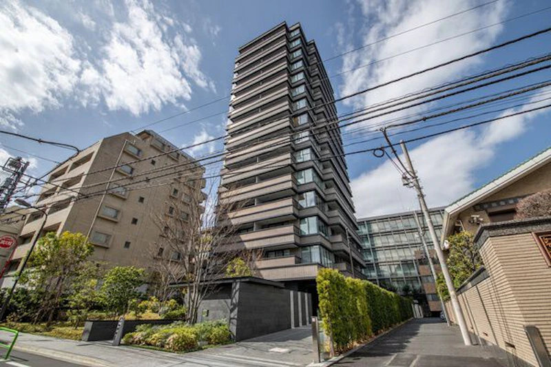 ブランズ六番町を徹底解説｜2019年竣工×全戸角住戸×免震×内廊下。六番町立地の希少物件のご紹介。