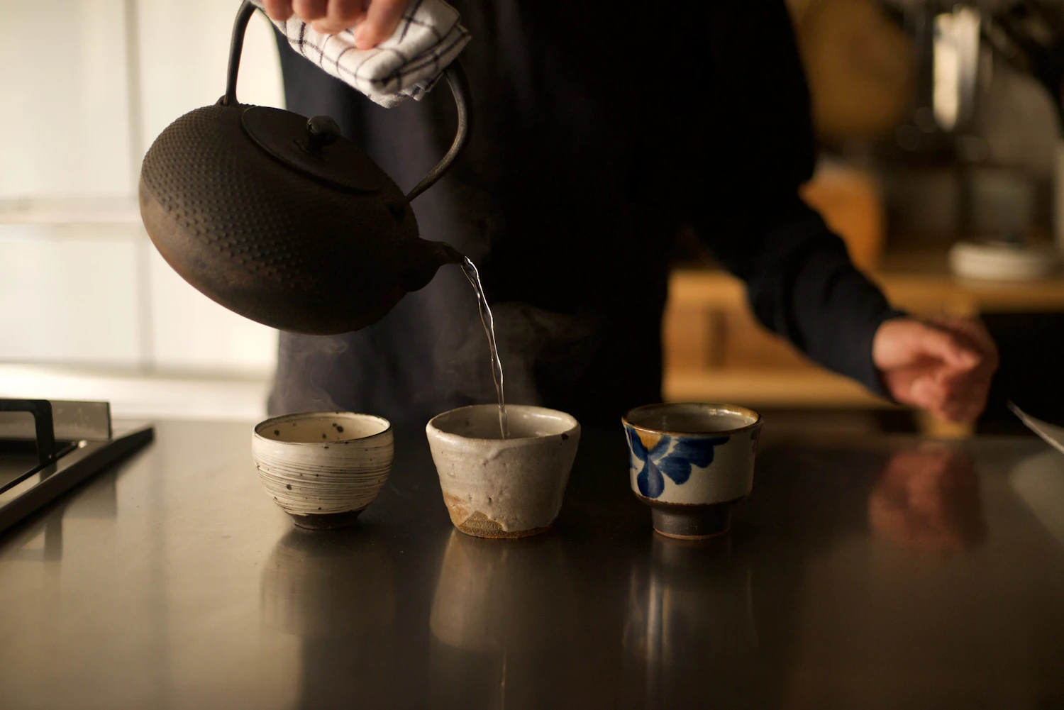 鉄を操る知恵と感覚：南部鉄器の価値を支える、4つの核心技術