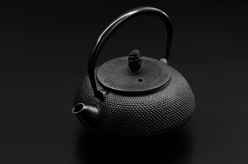 【南部鉄器の基本を知る】なぜ、南部鉄器は世代を超えて愛されるのか？ 400年の歴史に秘められた用の美