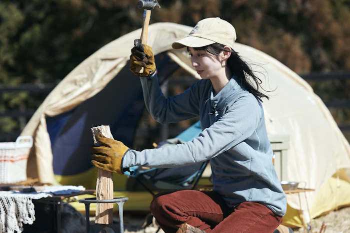 脱がなくていい中間着──オクタ素材が変えるレイヤリングの常識