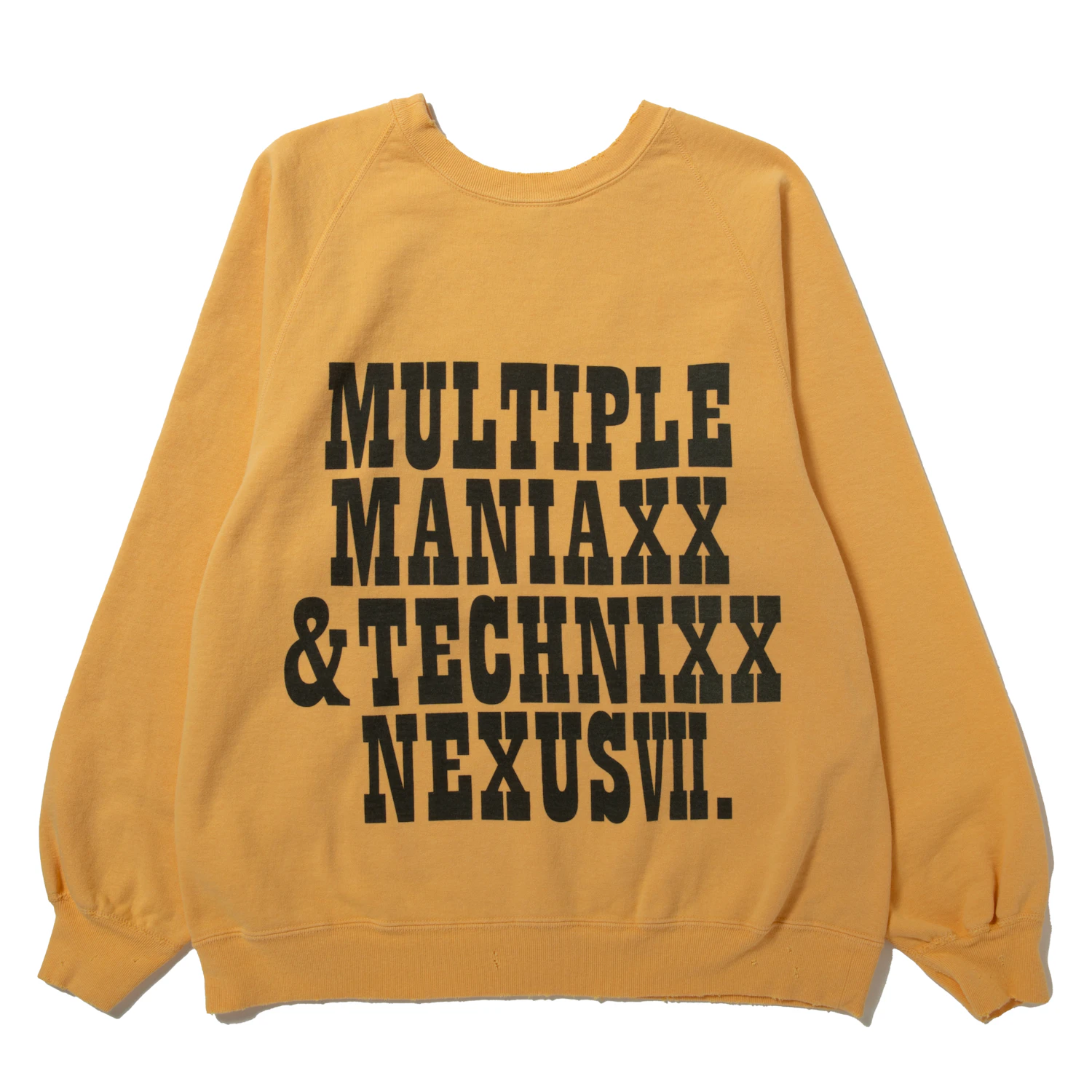 背面はネクサスセブンのオリジナルロゴを施している