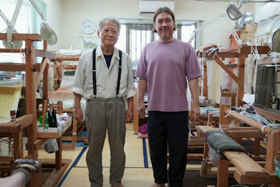 左・宮平 一夫（みやひら かずお）　右・宮平 晋甫（みやひら しんすけ）