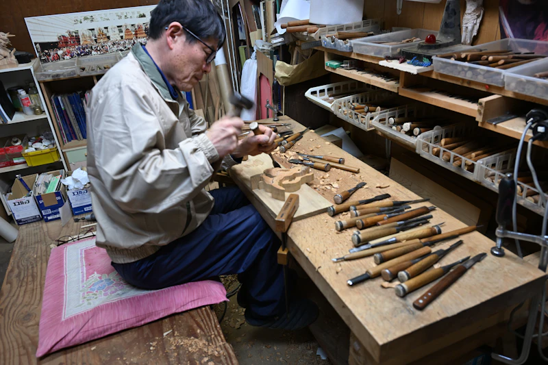 西条だんじり彫刻の矜持を彫って200年：石水彫刻所