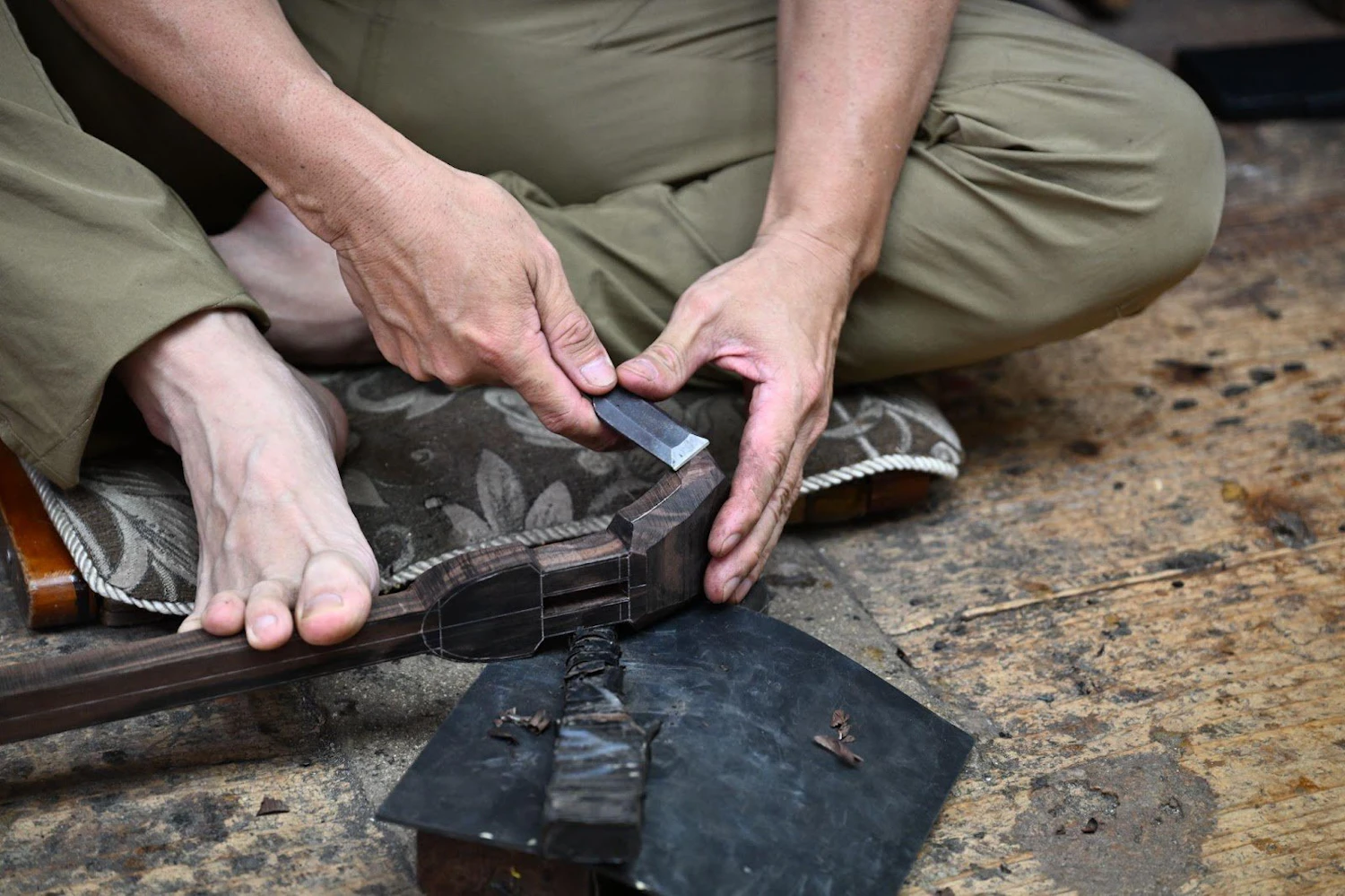 仲嶺三味線店が創る 三線の「測れる」音色と持続可能な未来