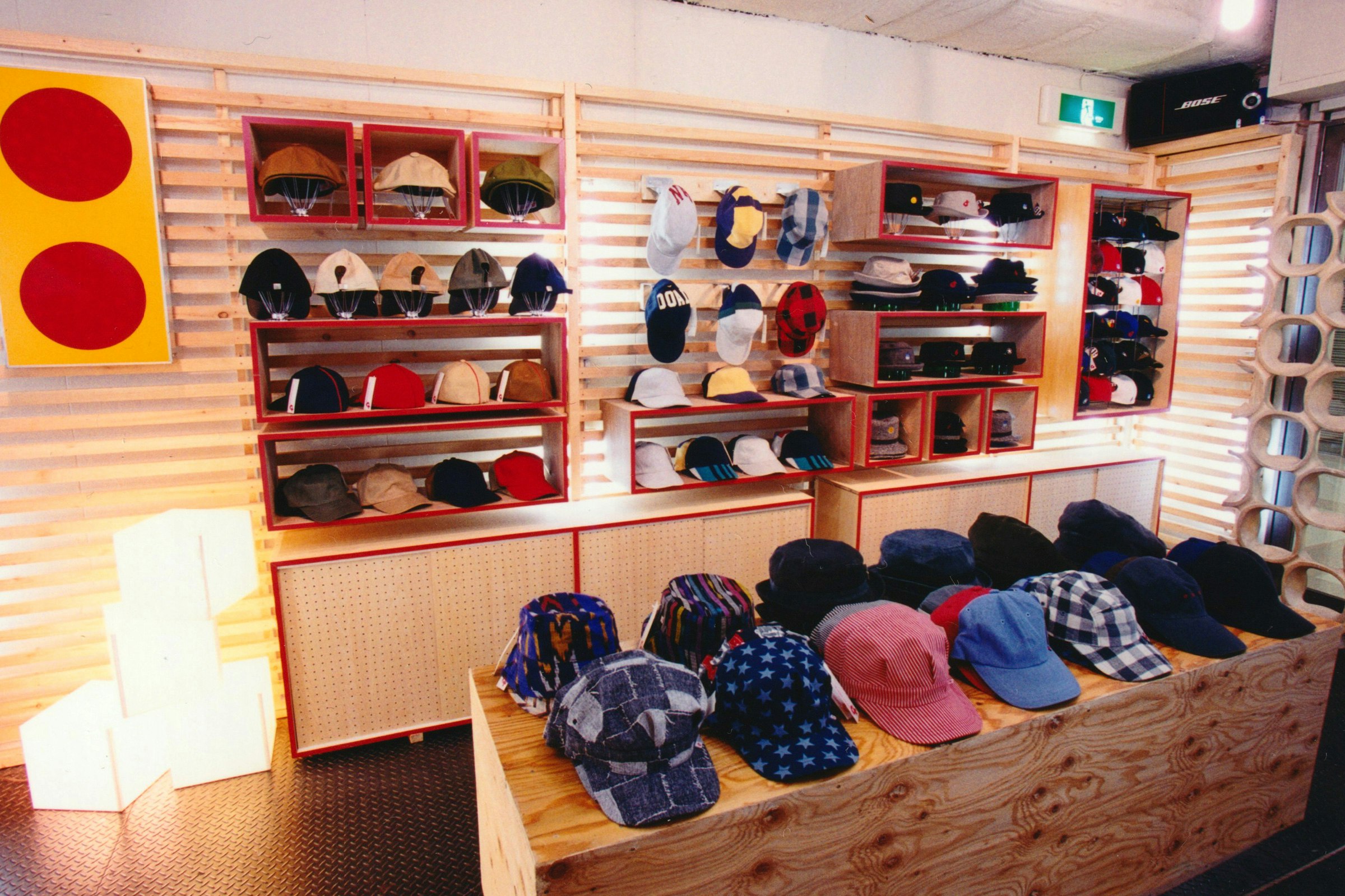 1999年に京セラビルの地下にオープンしたC-PLUS HEAD WEARS