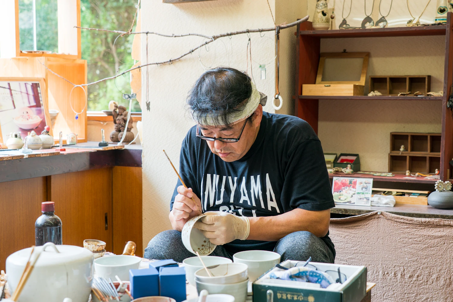 赤絵と雲錦が鮮やかな犬山焼、尾関作十郎陶房が繋ぐ御庭焼の歴史