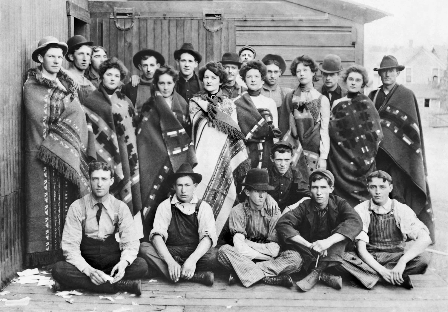 An old photo remaining at PENDLETON, taken when workers went out onto the deck (loading area) in the early 1900s