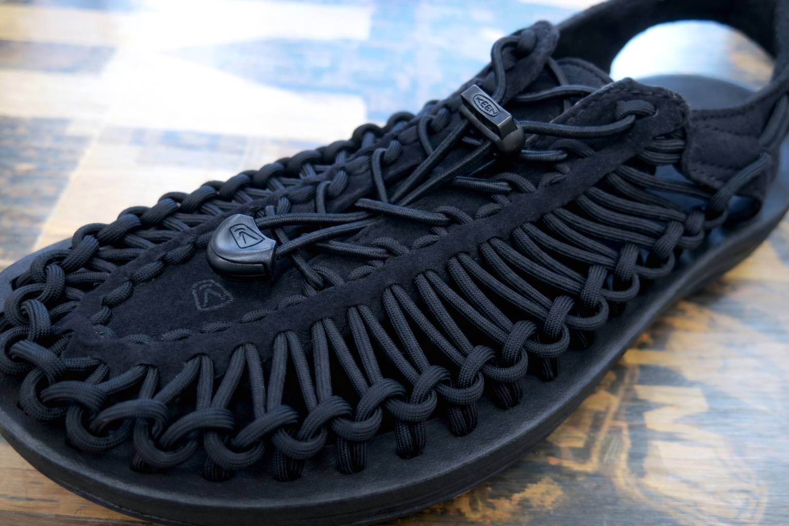 A Unique Structure Makes It Adhesive-Free! The Innovation Behind