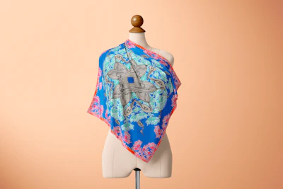 [Not Yet Available in Japan] Creating Vibrant Silk Scarves from Sketches: France's "Creature Marseille"