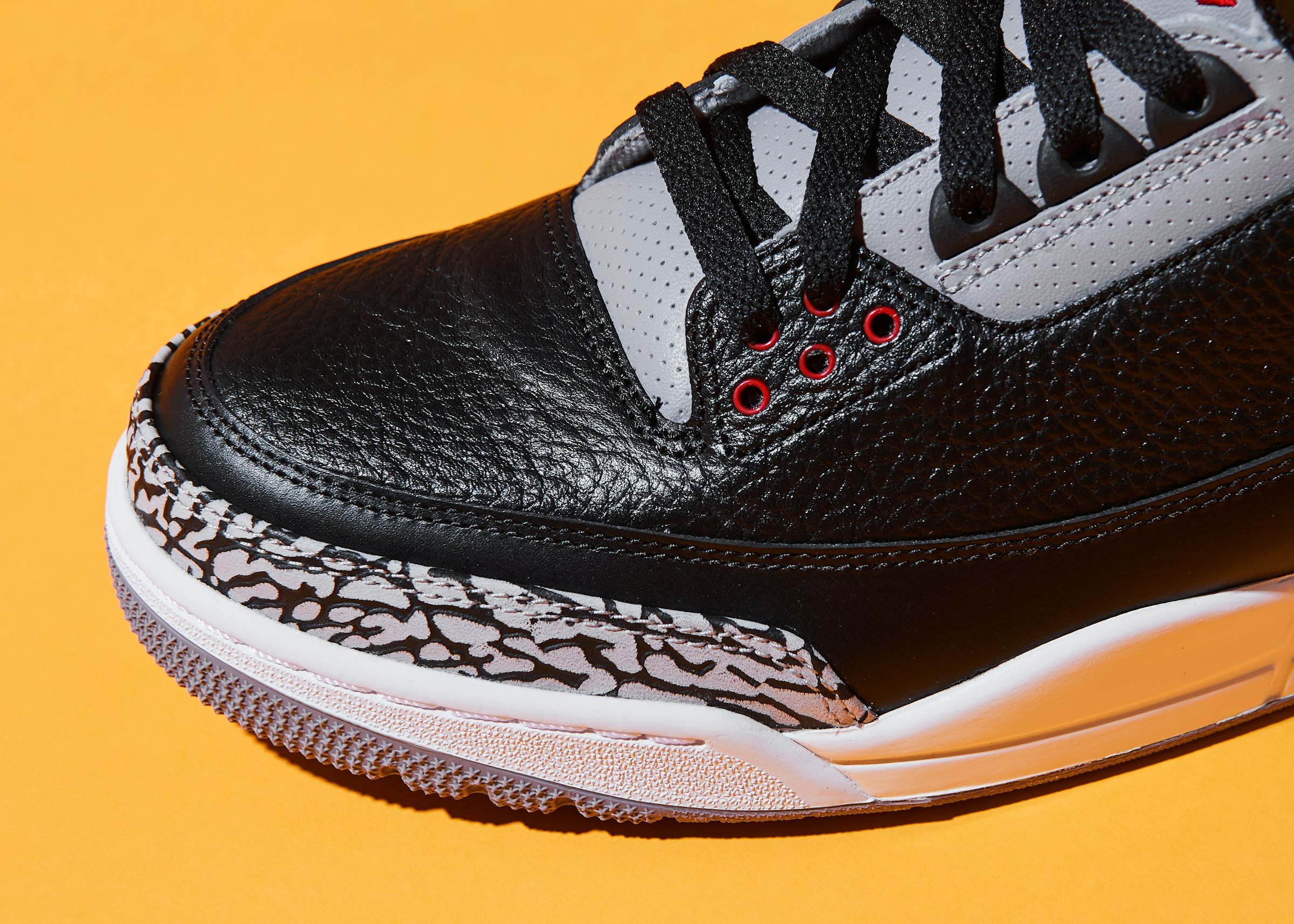 後に伝説を生むエレファント柄も当時としてはかなり画期的なアイディアだった