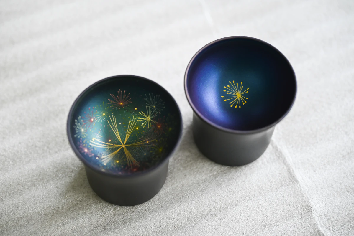 酒を注ぐと星が浮かぶ器 「宙COCORO」が生まれるまで 