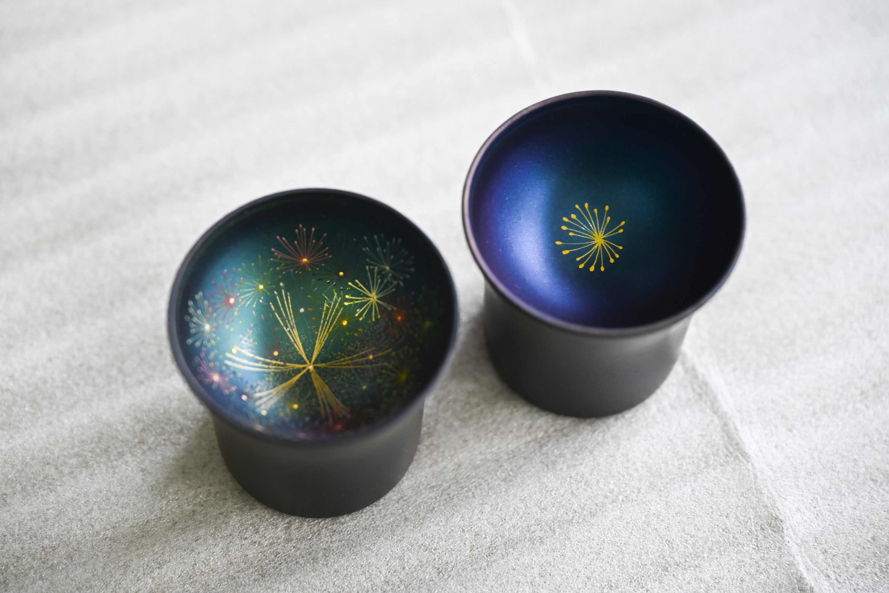 酒を注ぐと星が浮かぶ器 「宙COCORO」が生まれるまで | Artisan