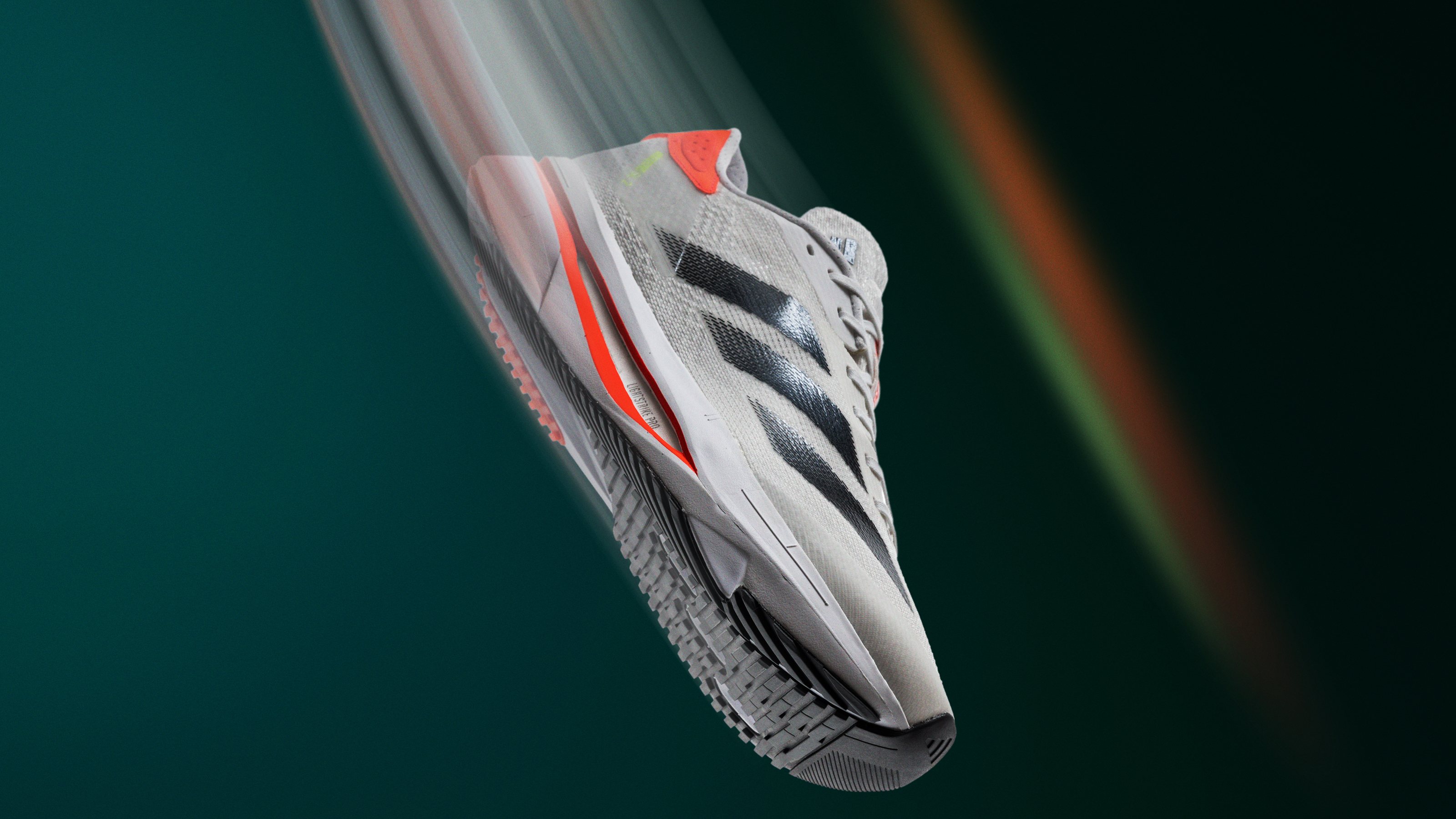 アディダス ランニングの新定番へ 「ADIZERO SL 2」はどう進化したのか | Fashion Tech News