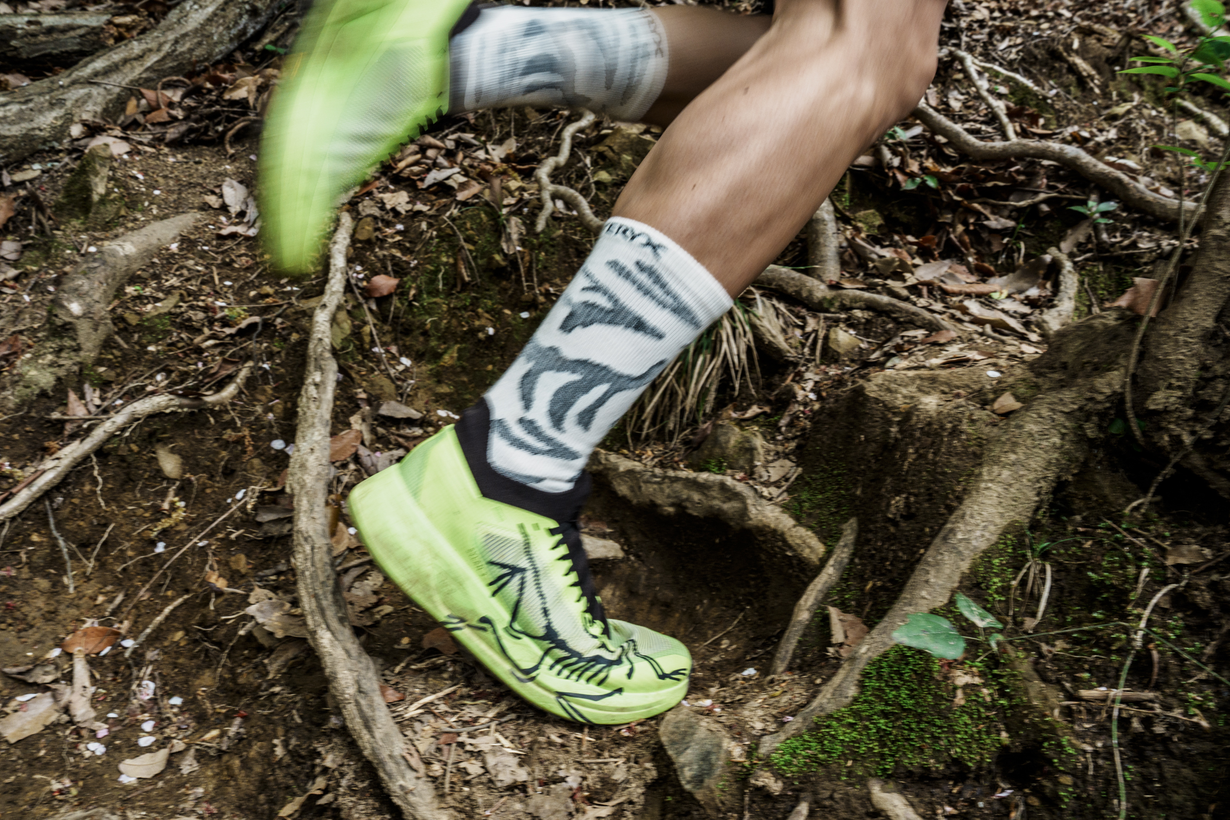 3種のシューズの特性を持ち合わせたハイエンドモデル、「MERRELL