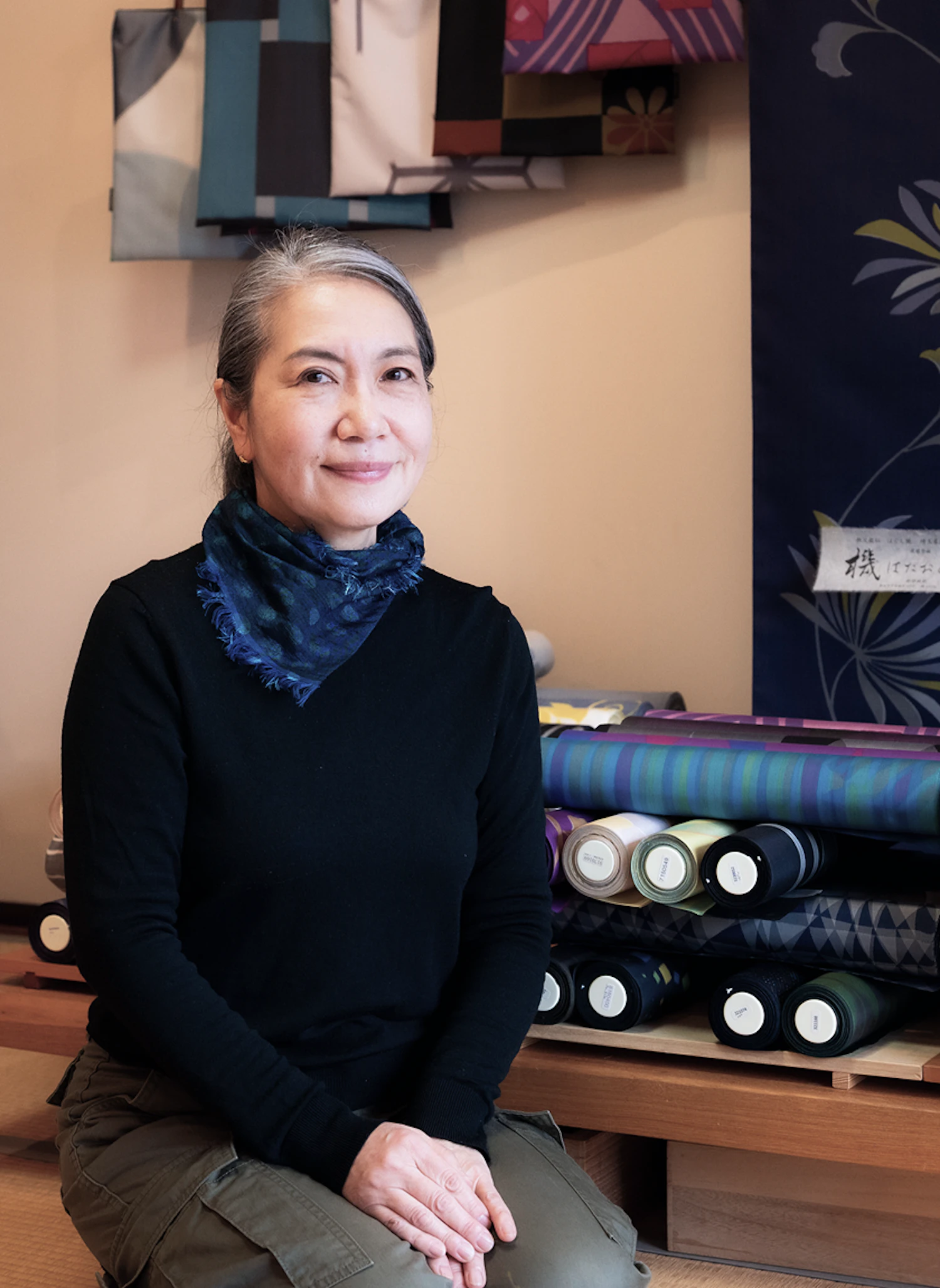 東京から秩父へ、4児を育てながら職人の妻に：新啓織物での私の役割