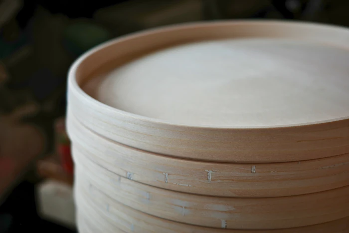 津軽塗の木地<br>画像協力：津軽塗たなか