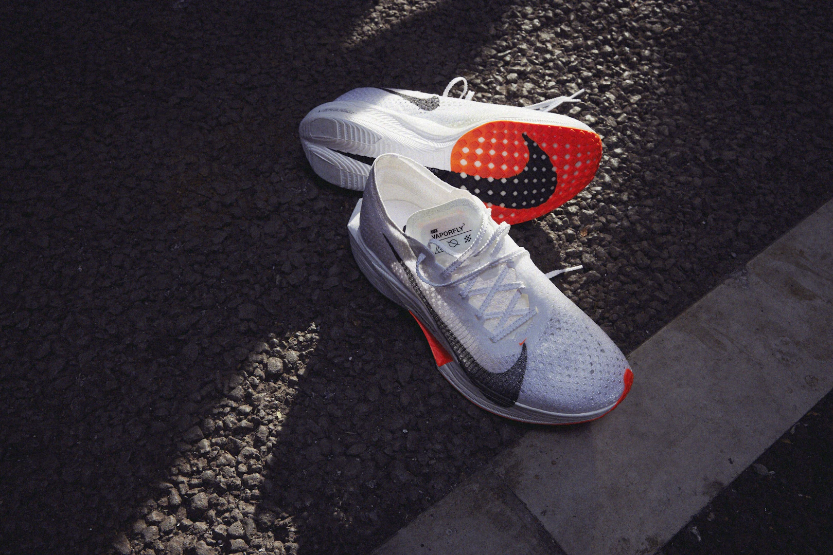 ナイキの厚底カーボンシューズの最新作 「NIKE VAPORFLY 3（ナイキ 