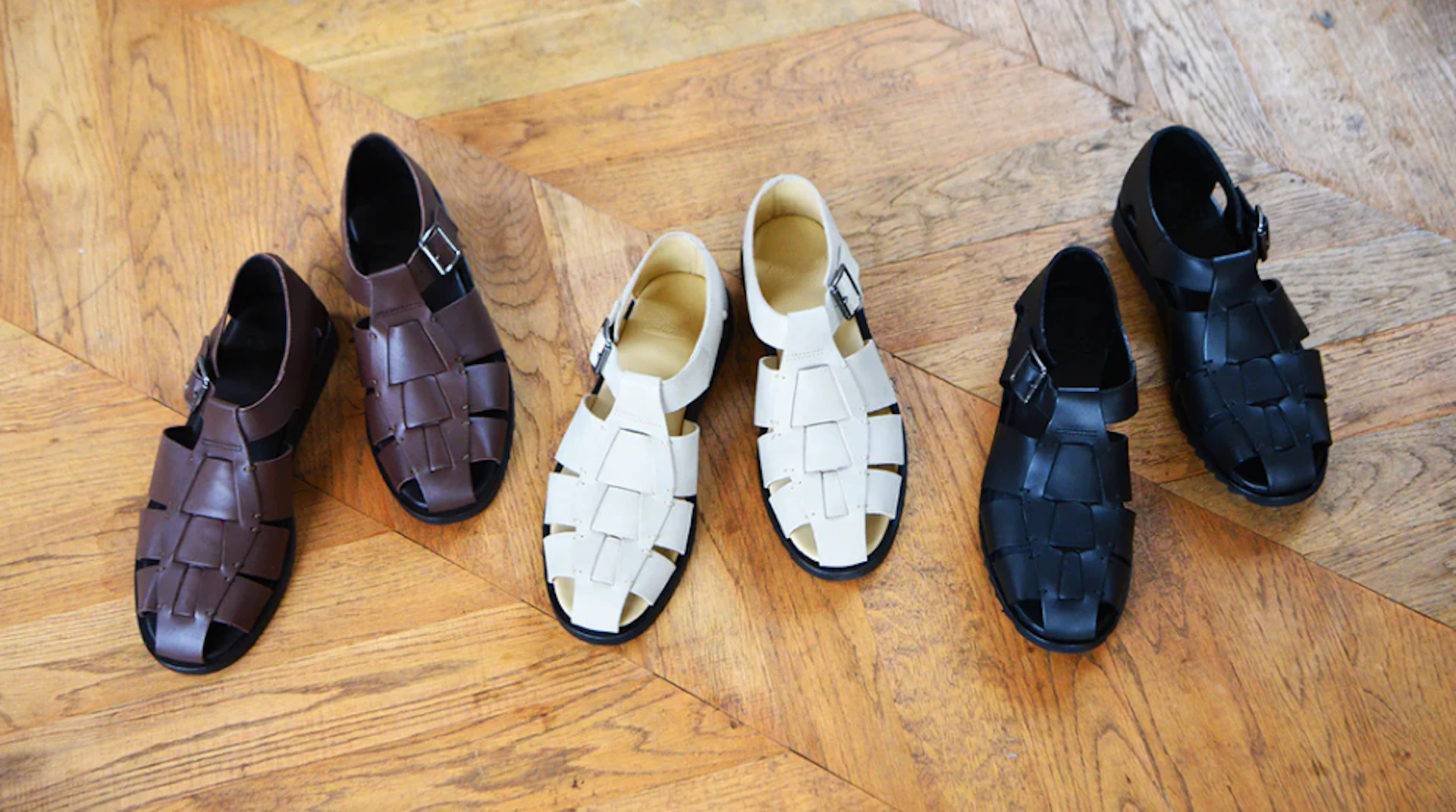 サンダルなのに着こなしに品格を与える 「Paraboot（パラブーツ）」の 