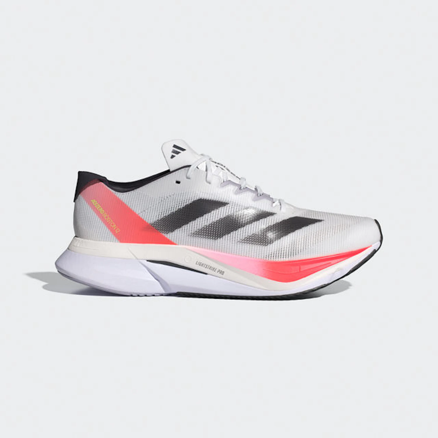 The Adizero SL 2, equipped with features suitable for daily jogging. 14,300 yen (tax included)