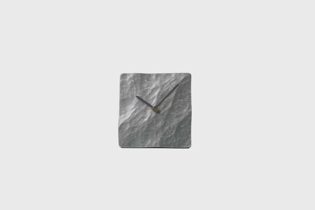 hitotose Table clock aluminum