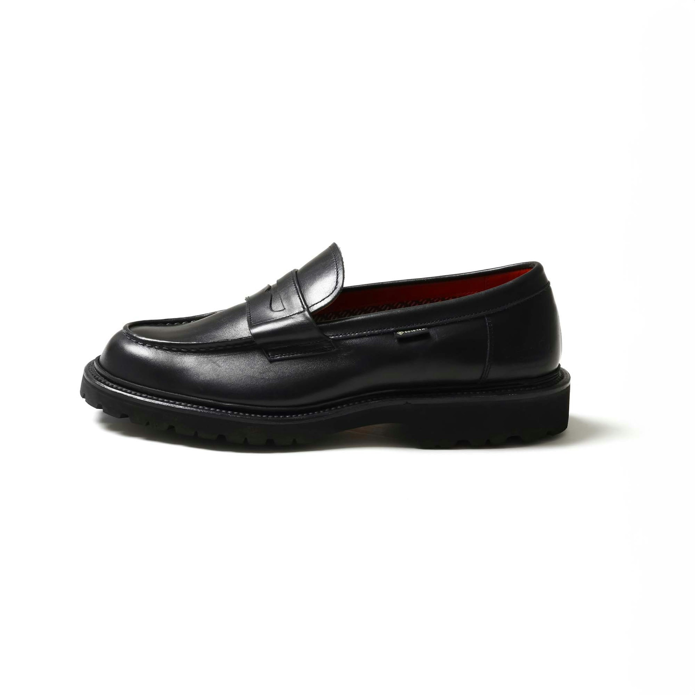 Loafers GTX - 50,600 yen (including tax)