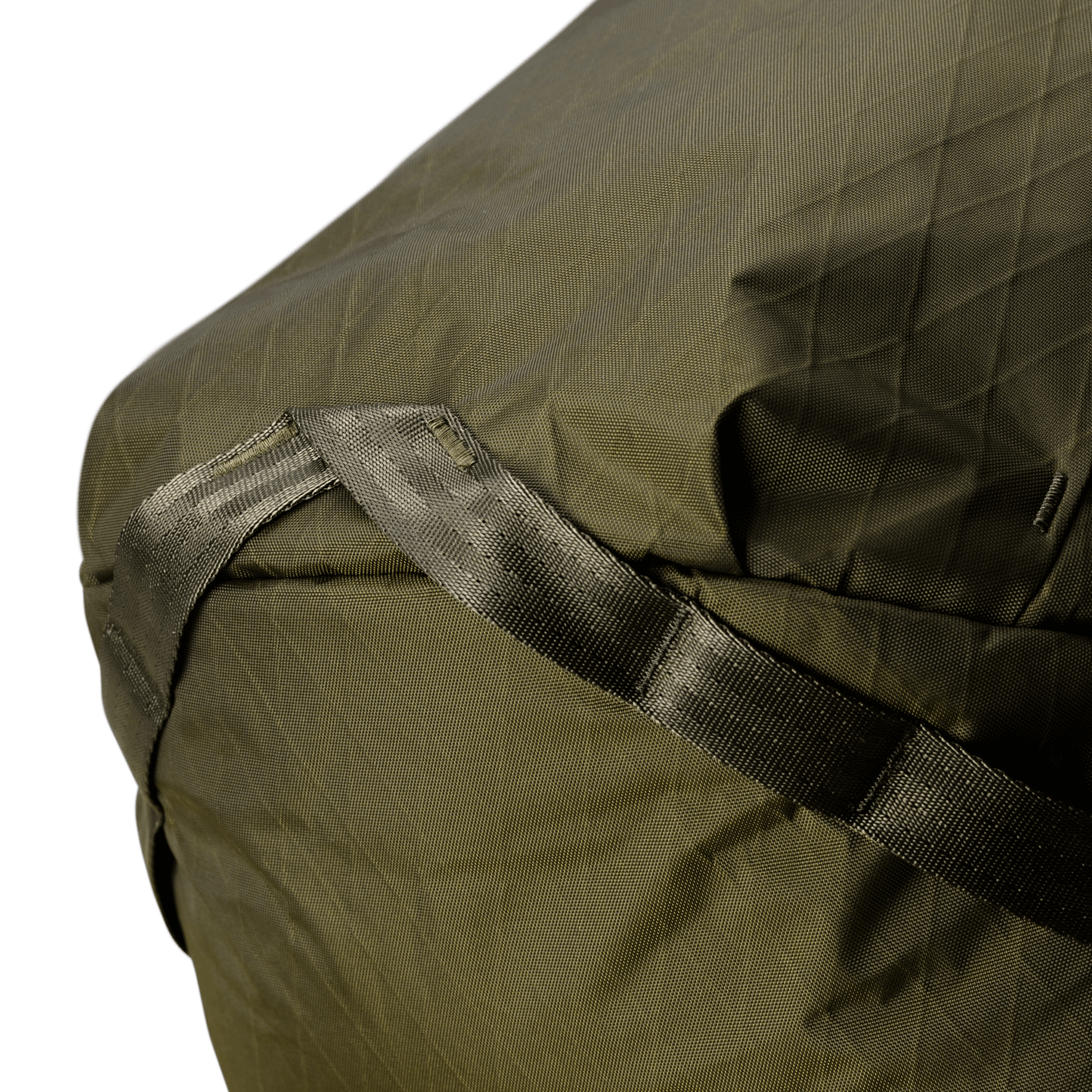 底面からショルダーハーネス、背中に至るまでA-Frameがしっかりと支える