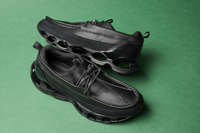 伝統と革新を表現した逸品が復刻 「MIZUNO（ミズノ）」の「WAVE PROPHECY MOC（ウエーブプロフェシーモック）」