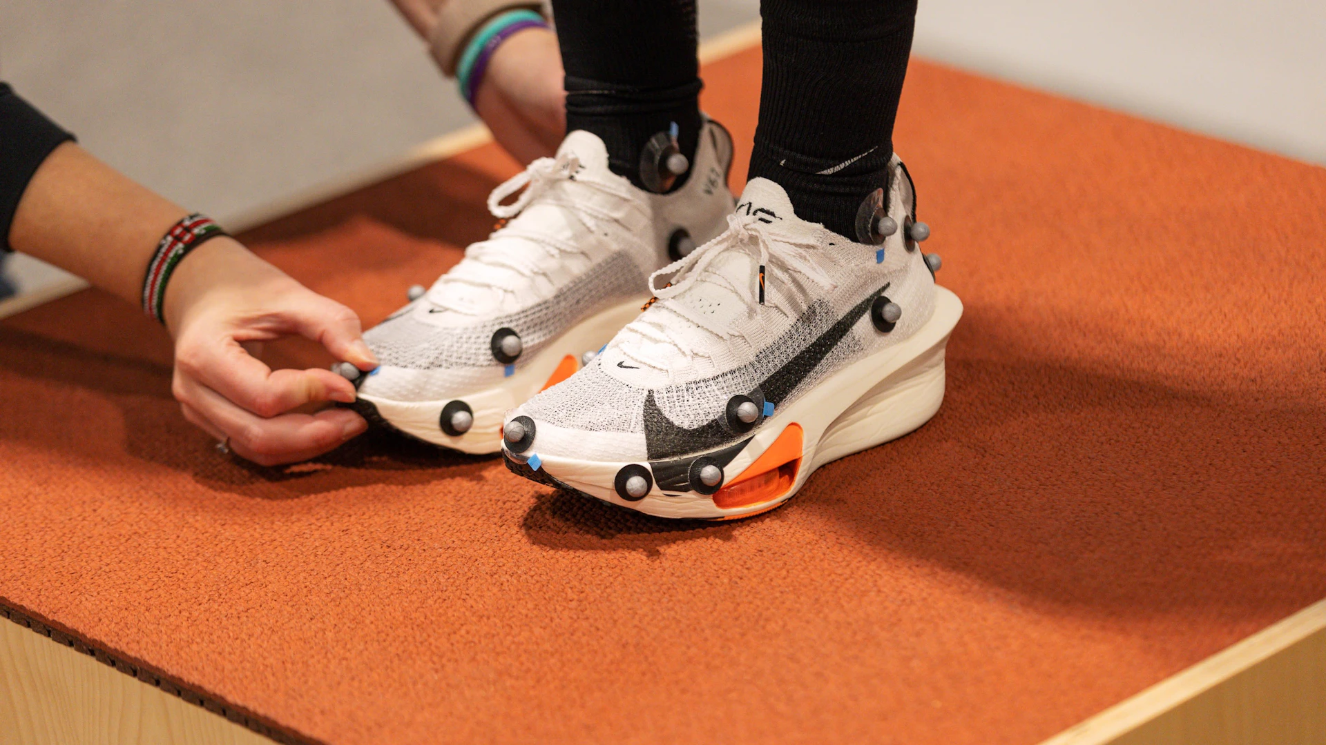 A.jpeg?w=1920&h=1080&fit=crop& A.jpeg?w=1920&h=1080&fit=crop&