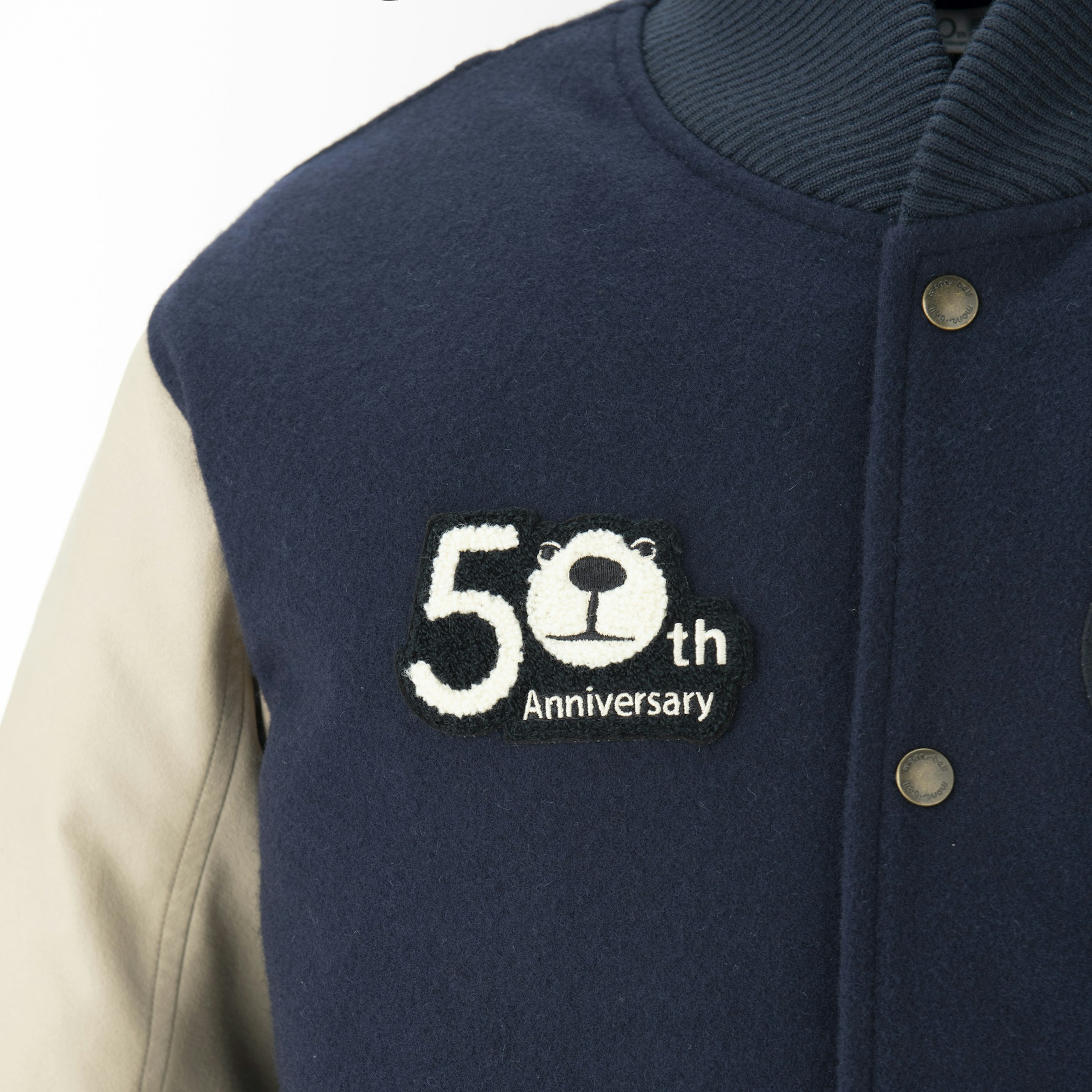 1990年代の会報誌に登場し、その後店頭に立つようになったモンタベア