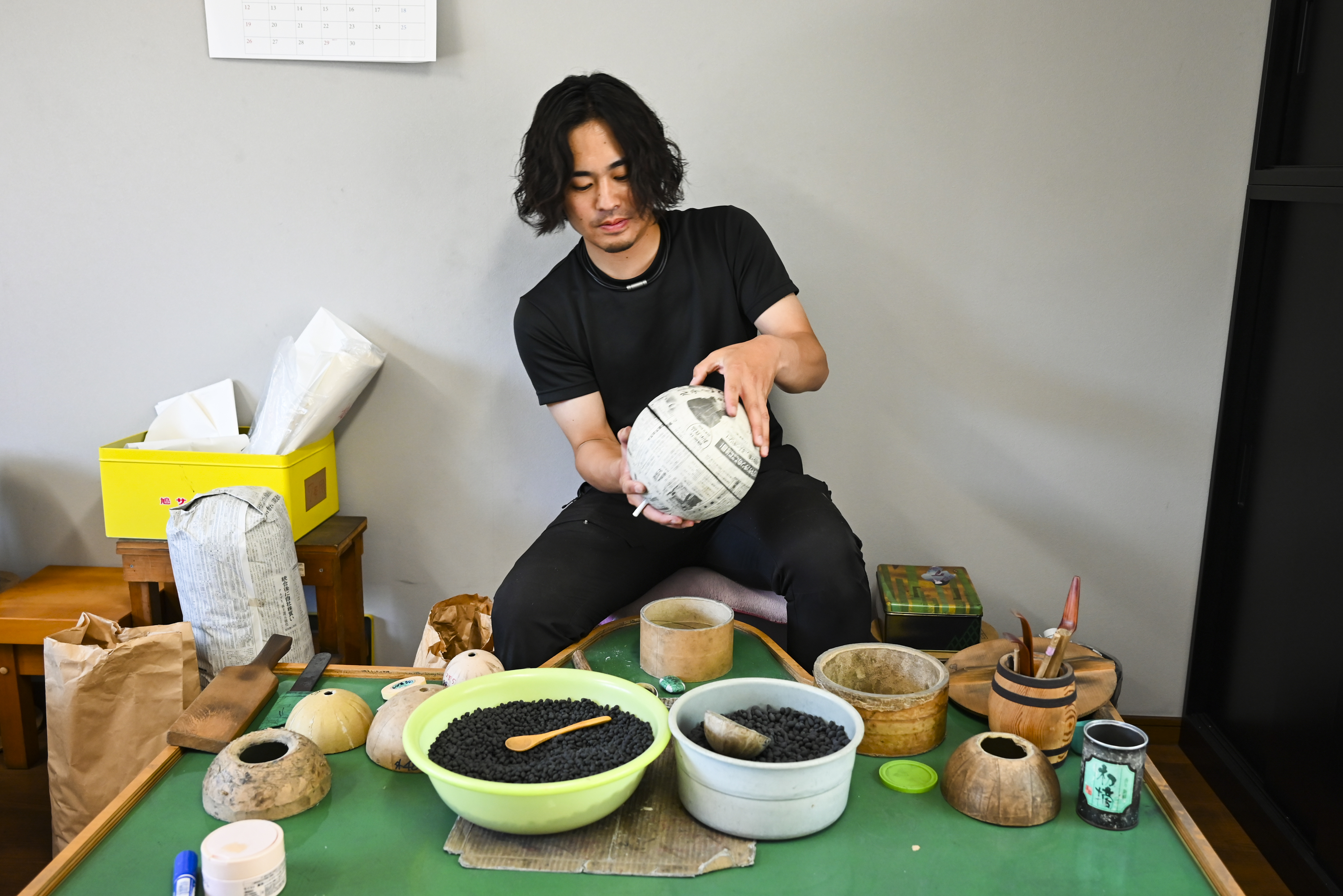 常滑急須の深淵な世界、職人・小西洋平が生み出す無二の茶器 | Artisan