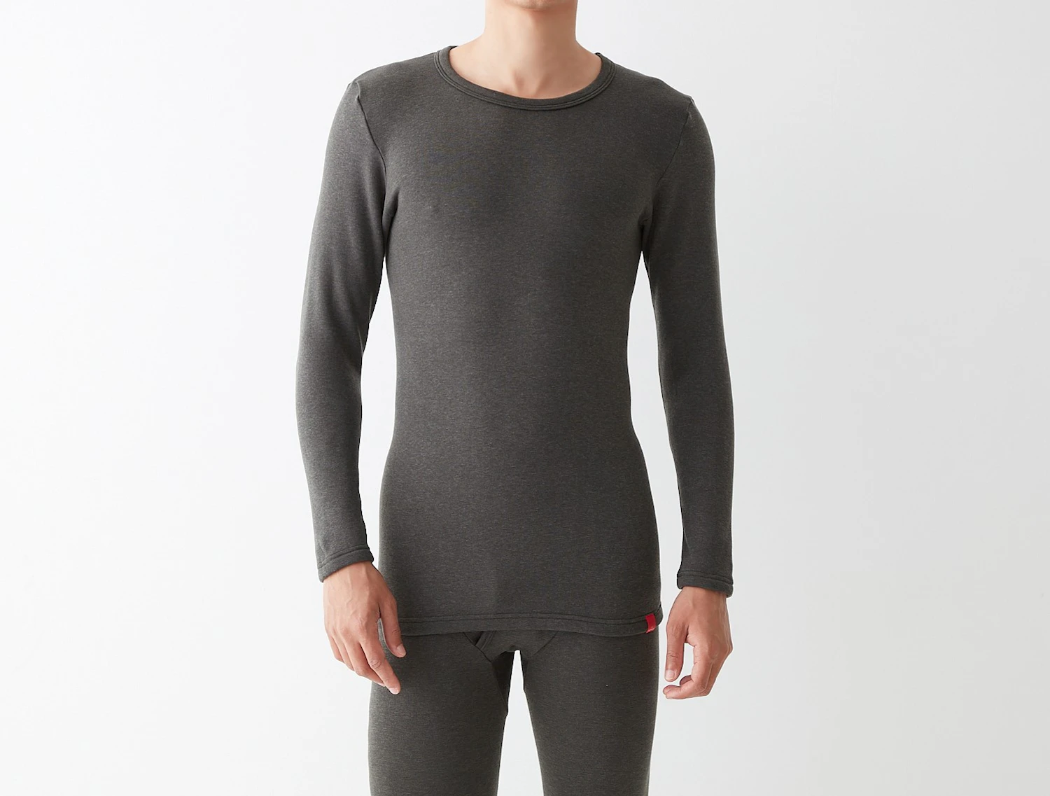 An image of the "Kiwami (極)" long sleeve shirt and tights