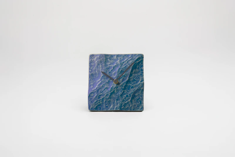hitotose Table clock aluminum
