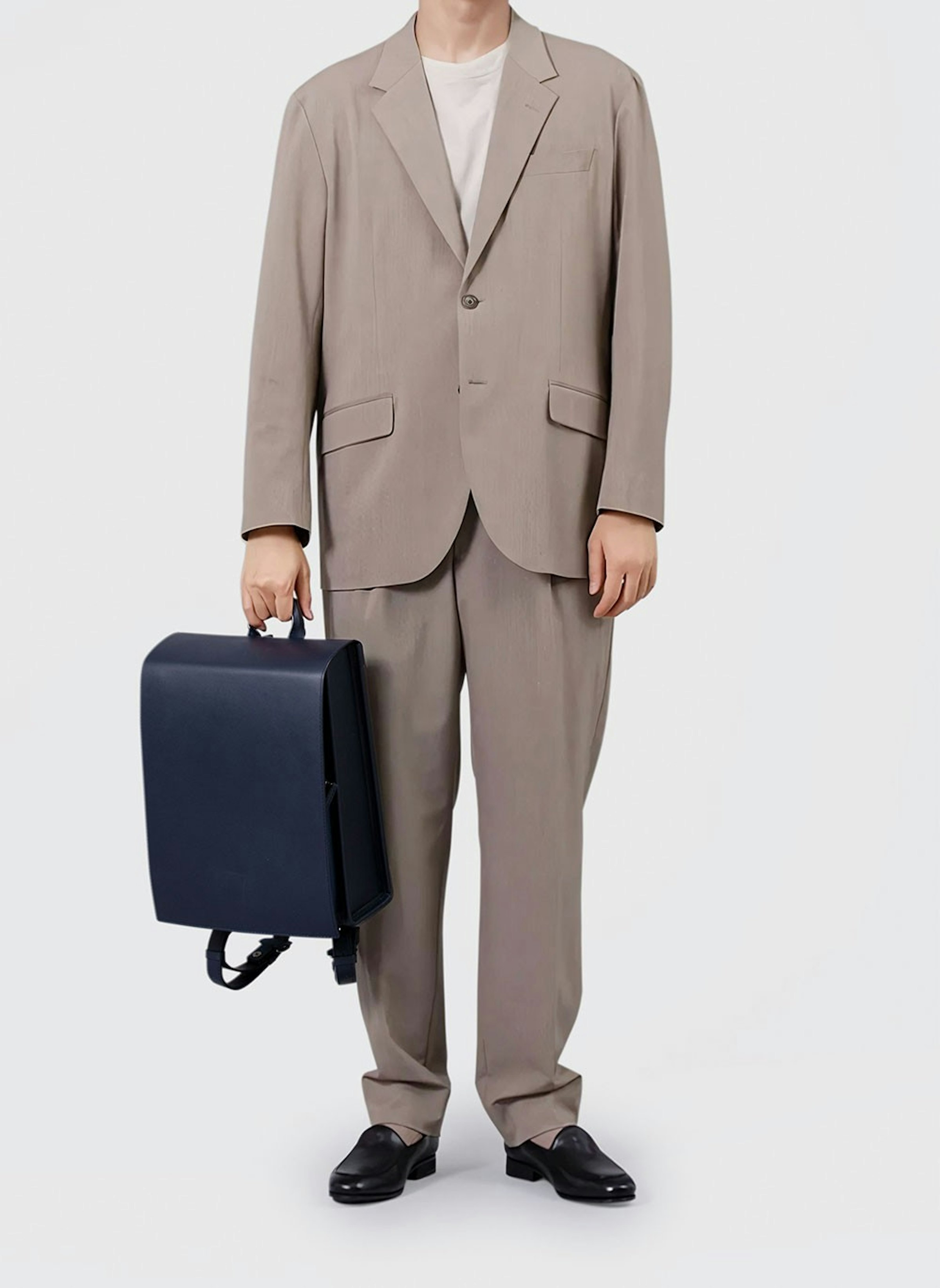 OTONA RANDSEL 003（防水）の着用シーン