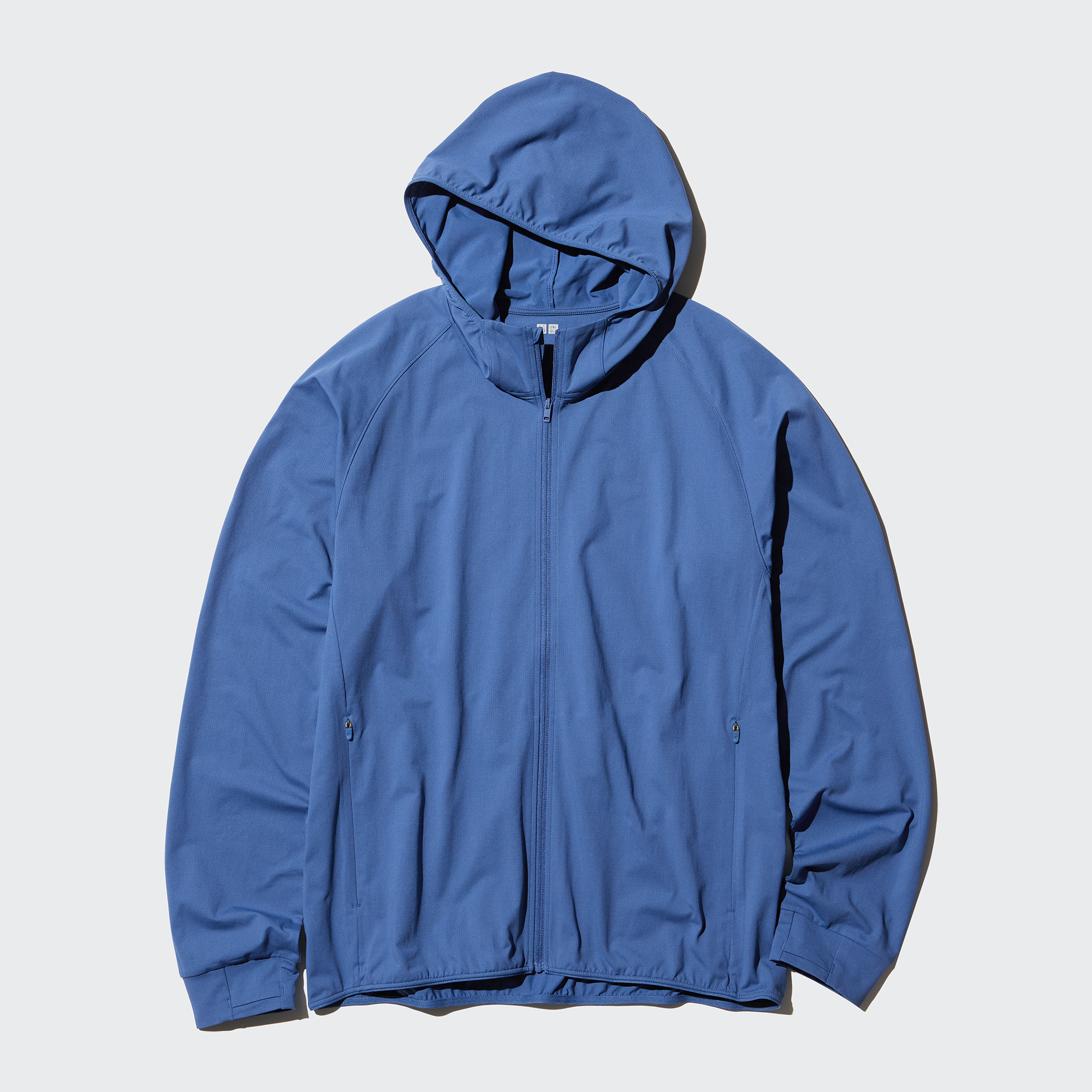 The True Value of UNIQLO's High-Performance Hoodie: Lightweight