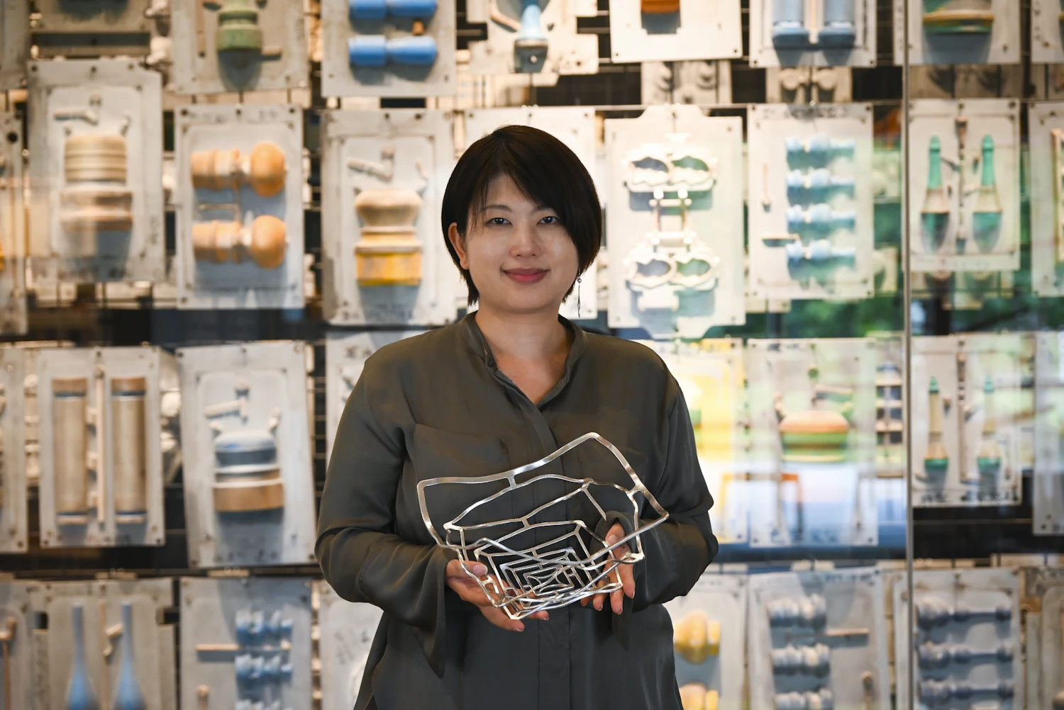 編集者の視点で、伝統を未来へ。高岡銅器・能作5代目がひらく鋳物の可能性
