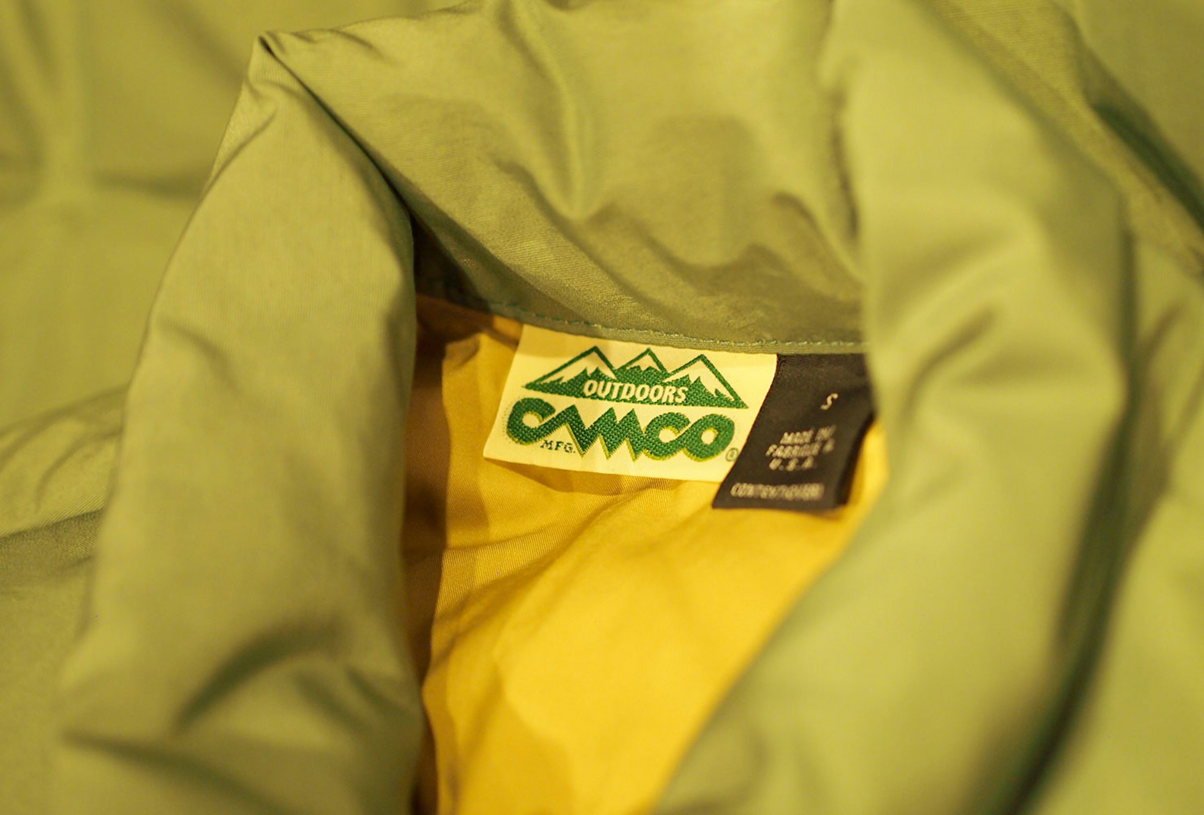 アウトドアラインのタグデザイン