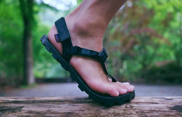 14年の試行錯誤から生まれた「Shamma Sandals（シャマ サンダル）」走れるサンダルを支える独自構造とは？