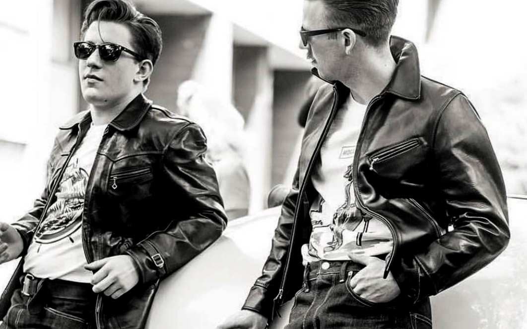 美品 LOUNGE LIZARD ラウンジリザード シンサレート メルトンPコート 黒 ブラック 3 Lくらい