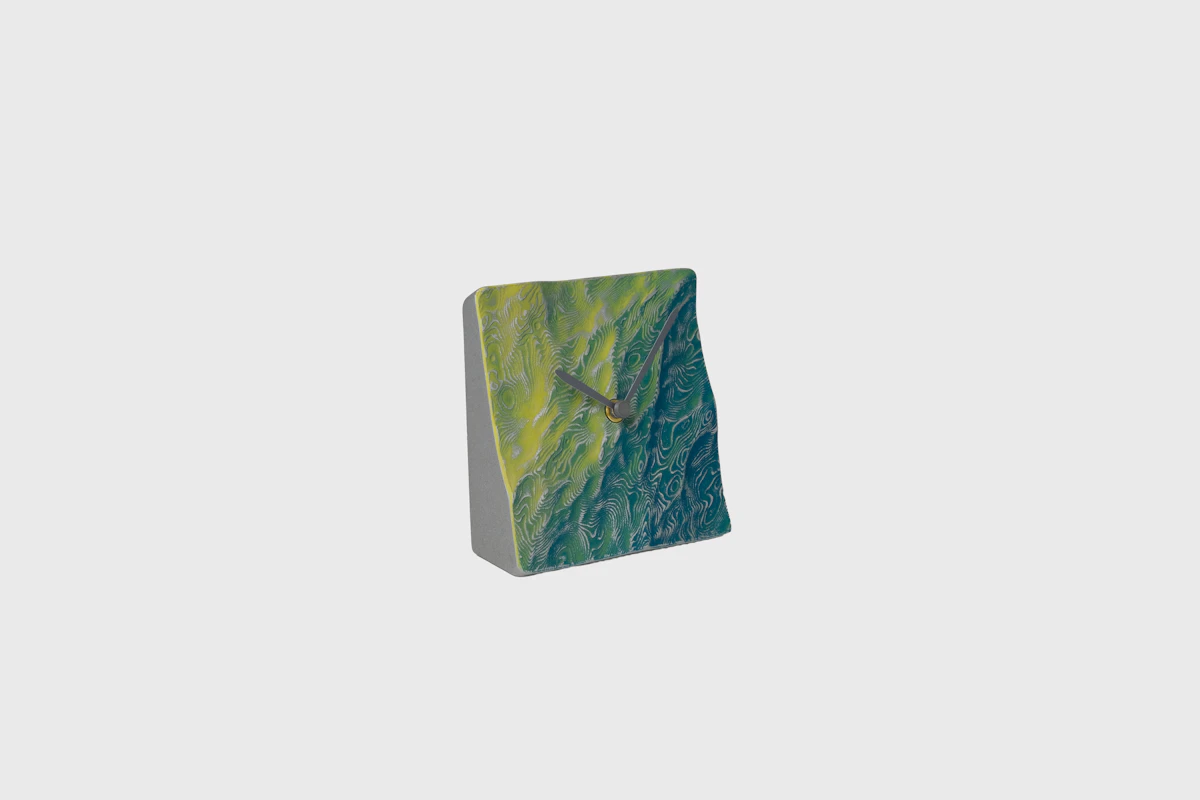 hitotose Table clock aluminum