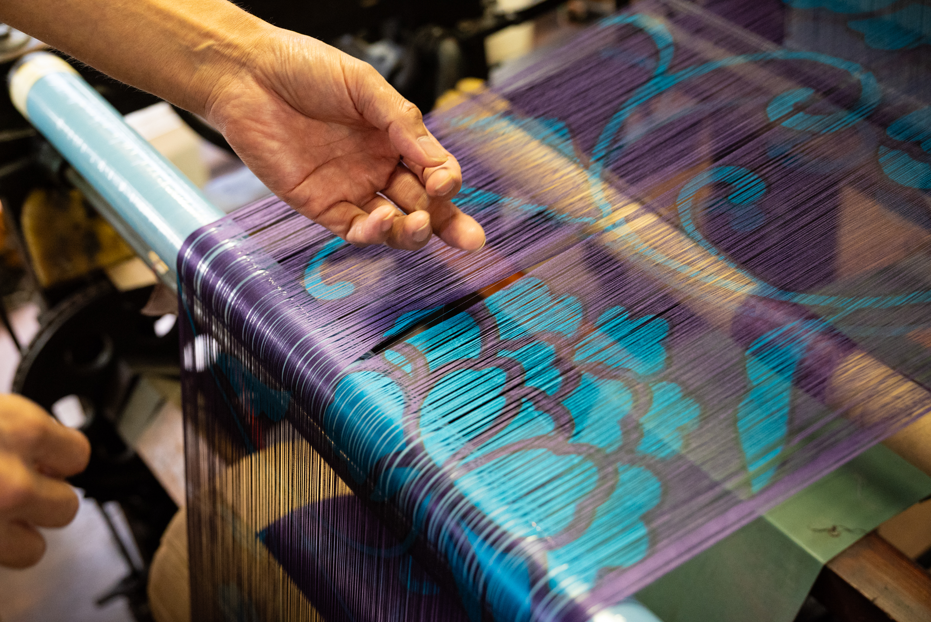 秩父銘仙☆ほぐし織☆埼玉県指定伝統☆新啓織物「機音　はたおと」　仕立て上がり 秩父銘仙☆ほぐし織☆埼玉県指定伝統☆新啓織物「機音