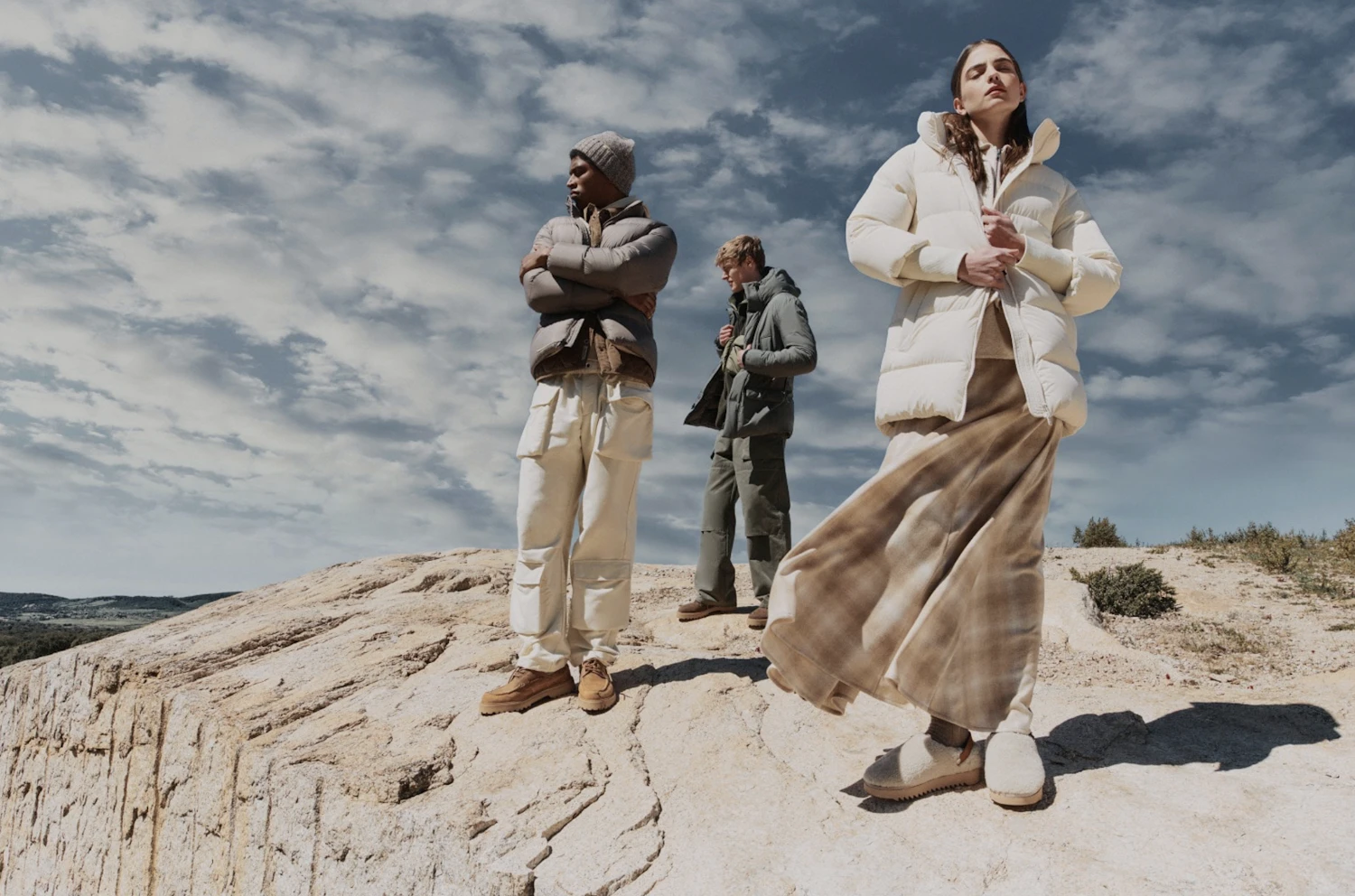 ウールリッチのヘビーデューティーなダウンコレクションに軽さと柔らかさを加えた「クラウド シリーズ」