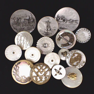 Antique Buttons: A World History in Few Centimeters【Yanaka Red House Button Gallery】
