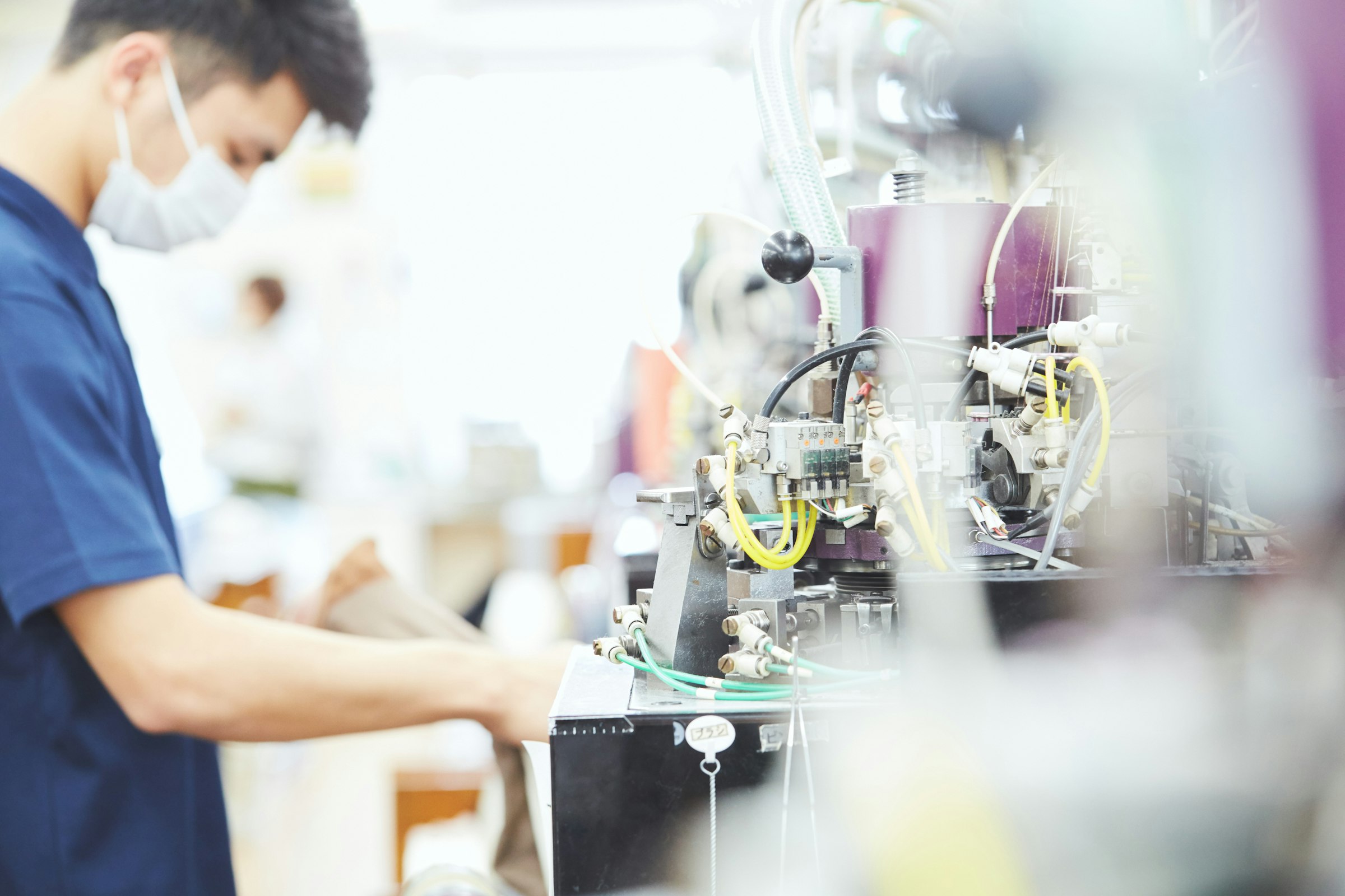 創業67年を超える山忠を支える編み機とその技術者たち