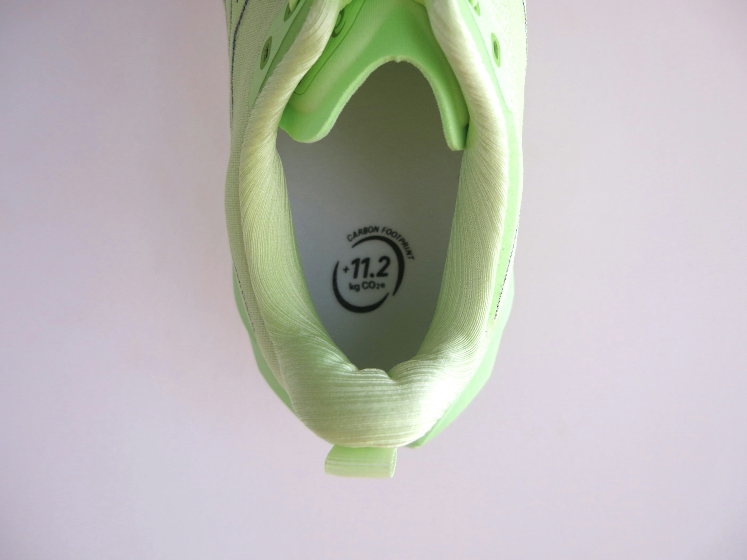 The carbon footprint is displayed on the insole. 11.2kgCO2e is 23% less than the industry average.