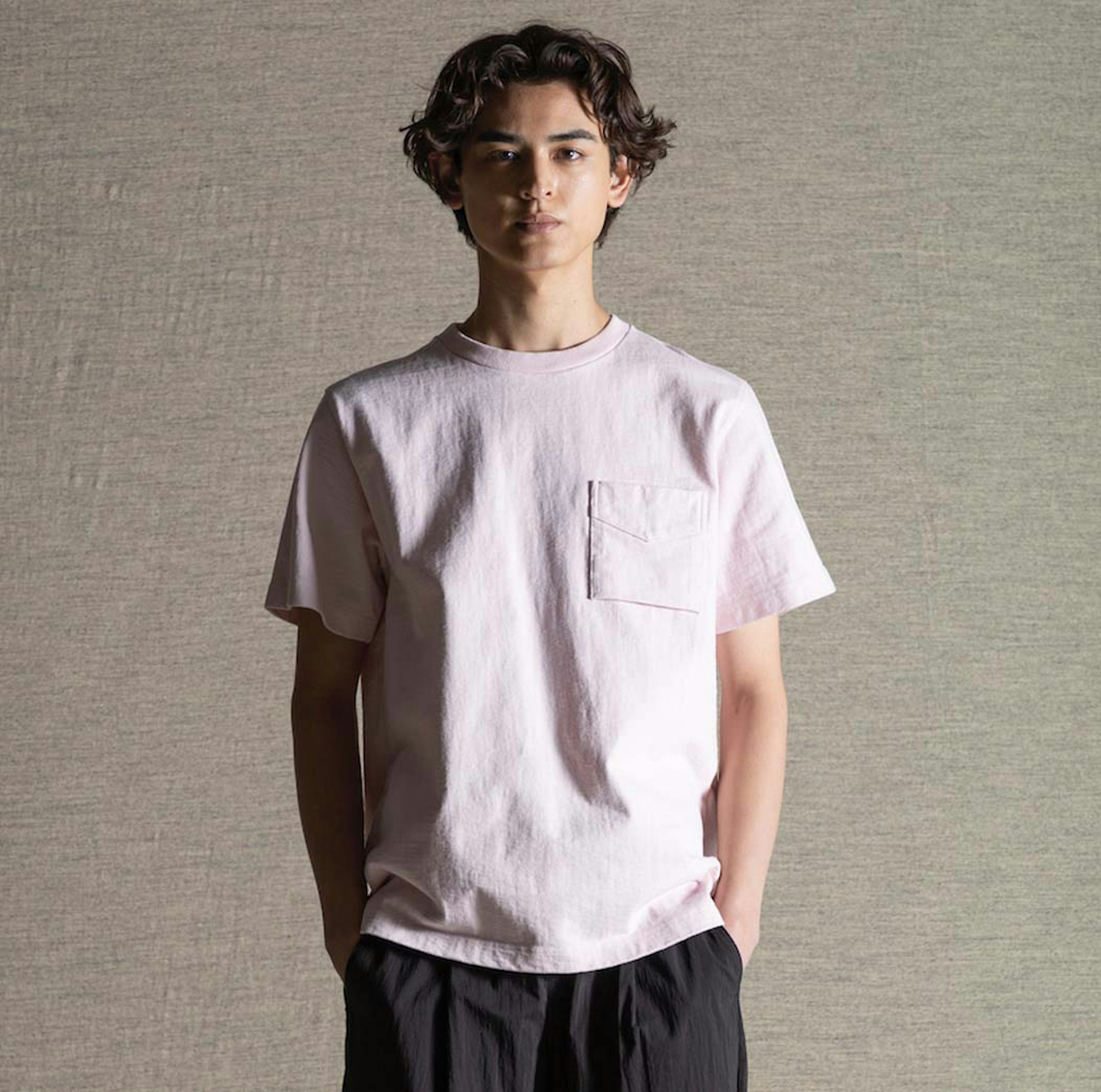 Dotsume Pocket T-Shirt, 12,100 yen (tax included) Scheduled for release around March